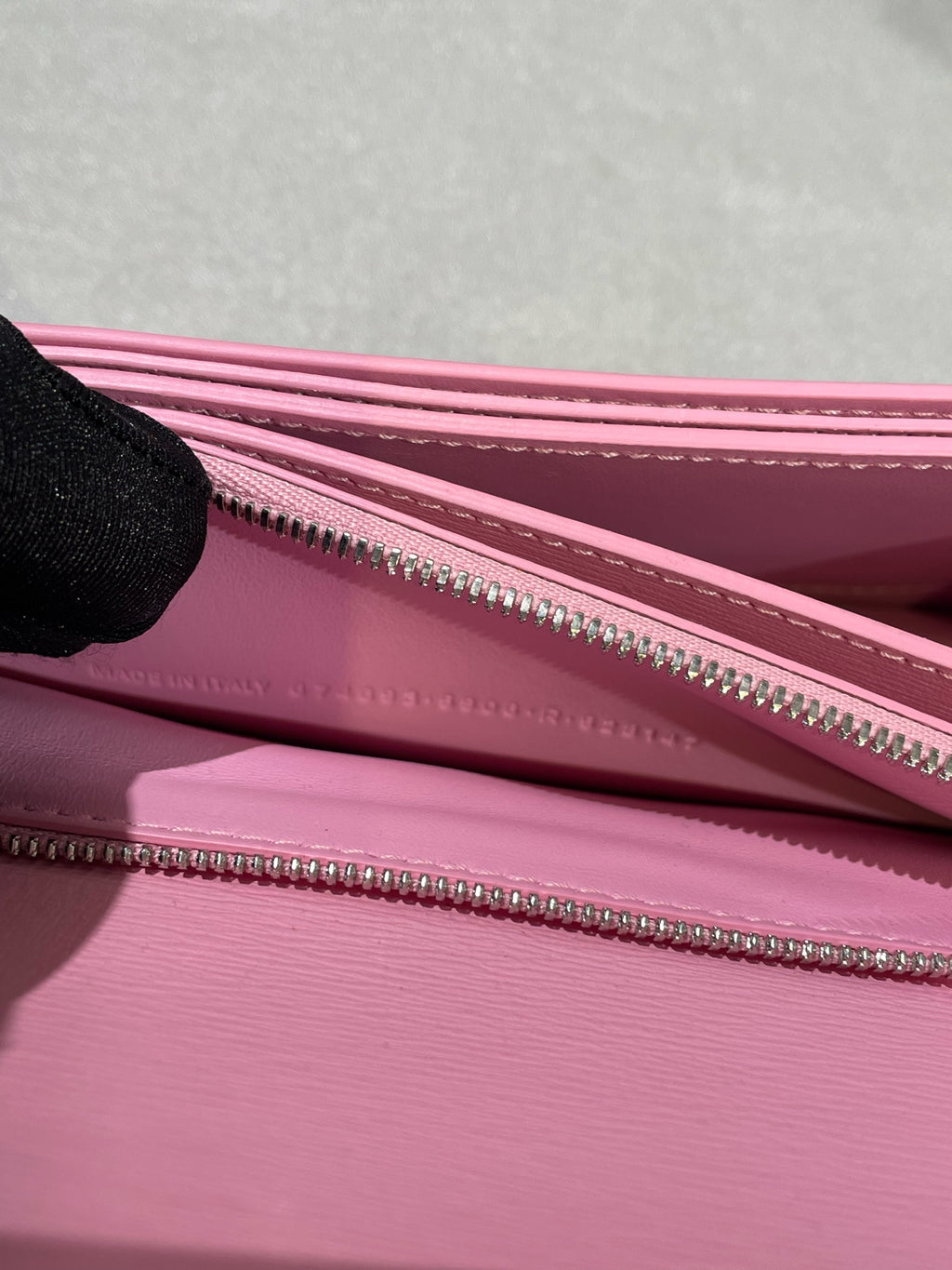Balenciaga Pink Crossbody 674695-2101Q-5906