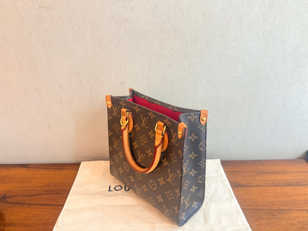 Louis Vuitton M45847
