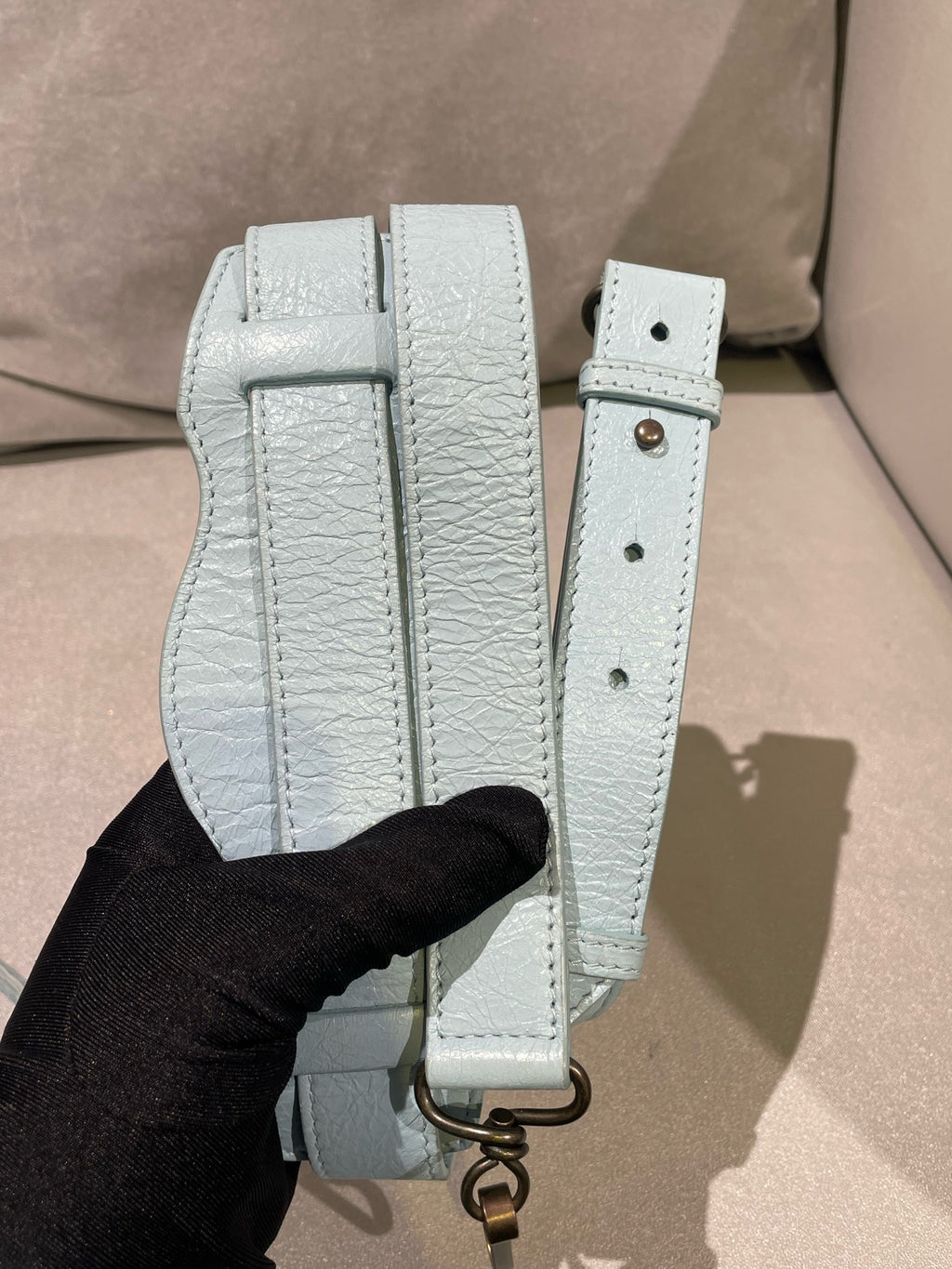 Balenciaga Blue Crossbody 300295-D94JT-4915