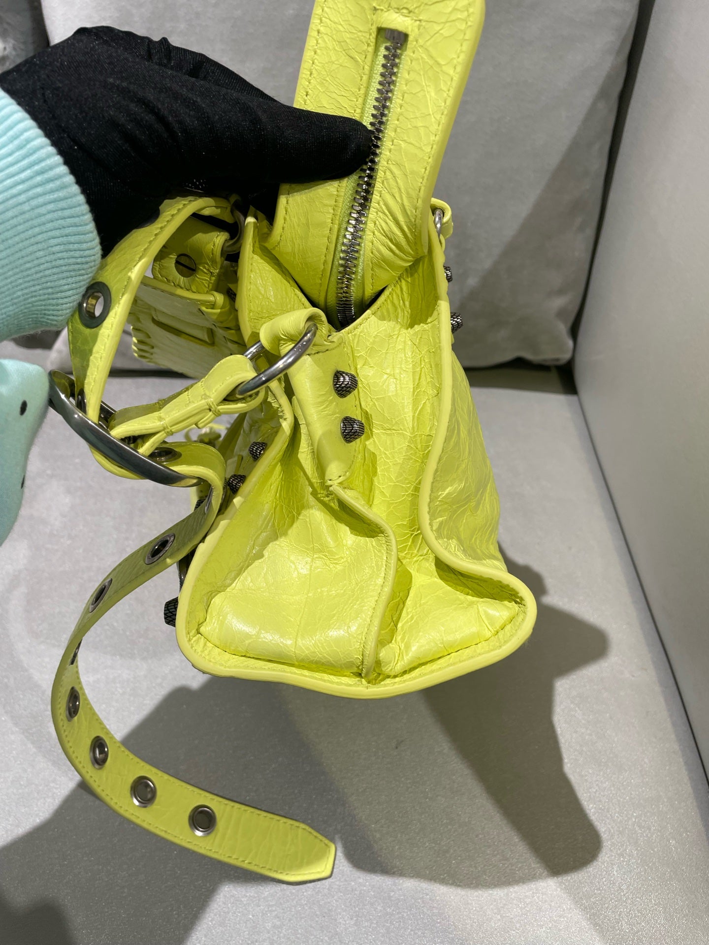 Balenciaga NEO CAGOLE Green 700940210B07302