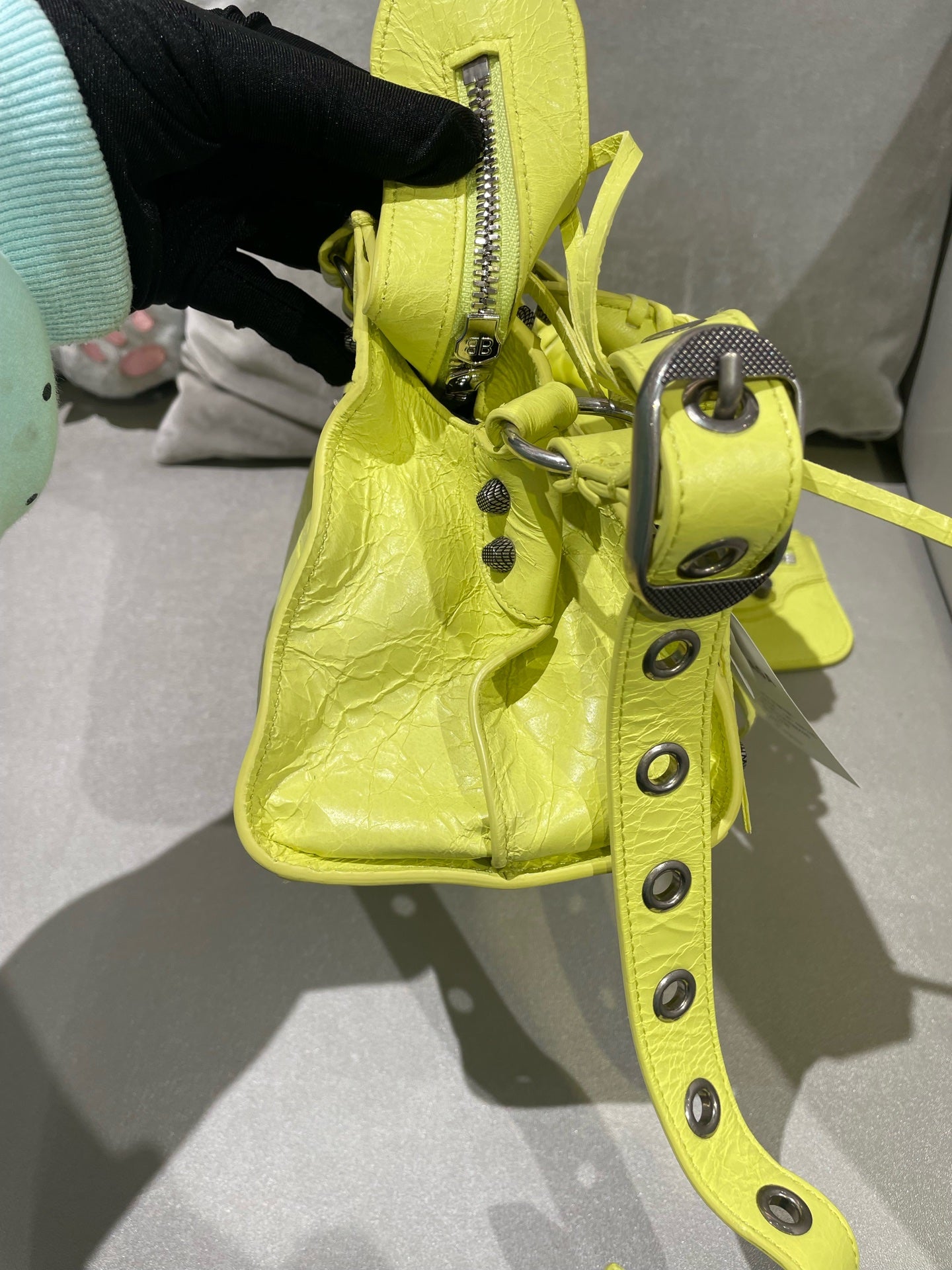 Balenciaga NEO CAGOLE Green 700940210B07302