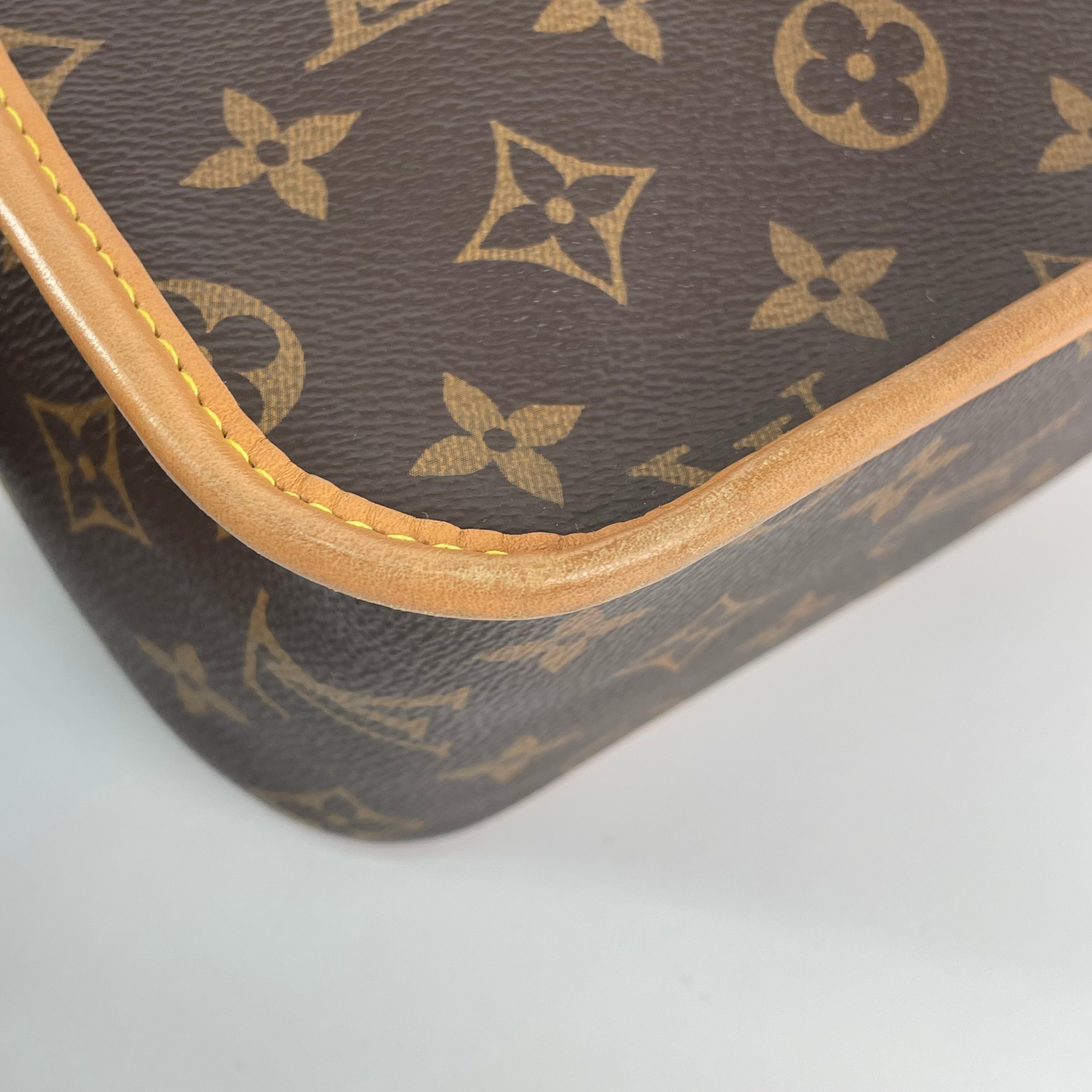 Louis Vuitton Crossbody