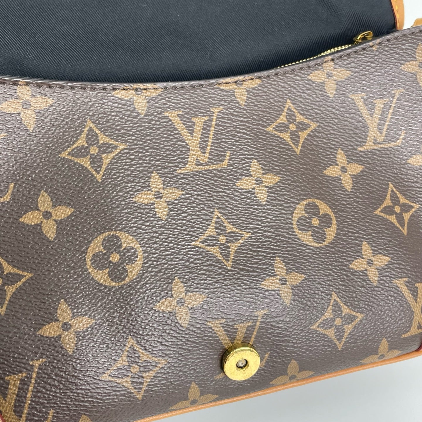 Louis Vuitton Crossbody