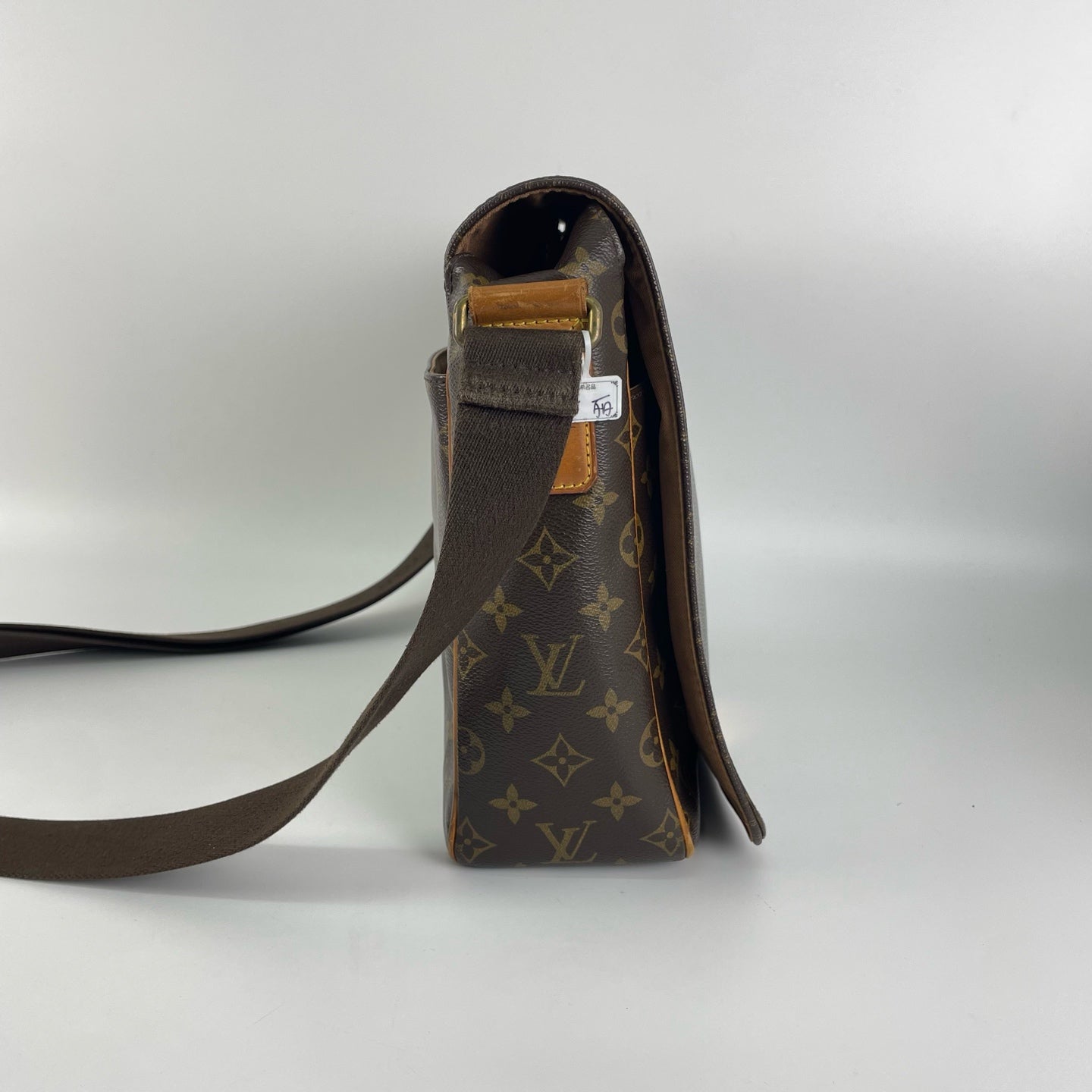 Louis Vuitton Canvas Messenger Bag