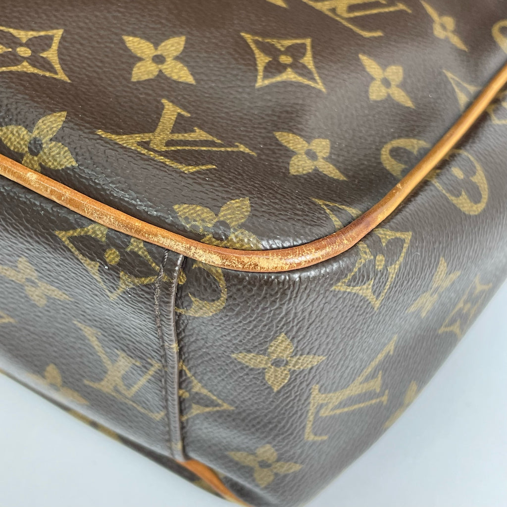 Louis Vuitton Canvas Messenger Bag