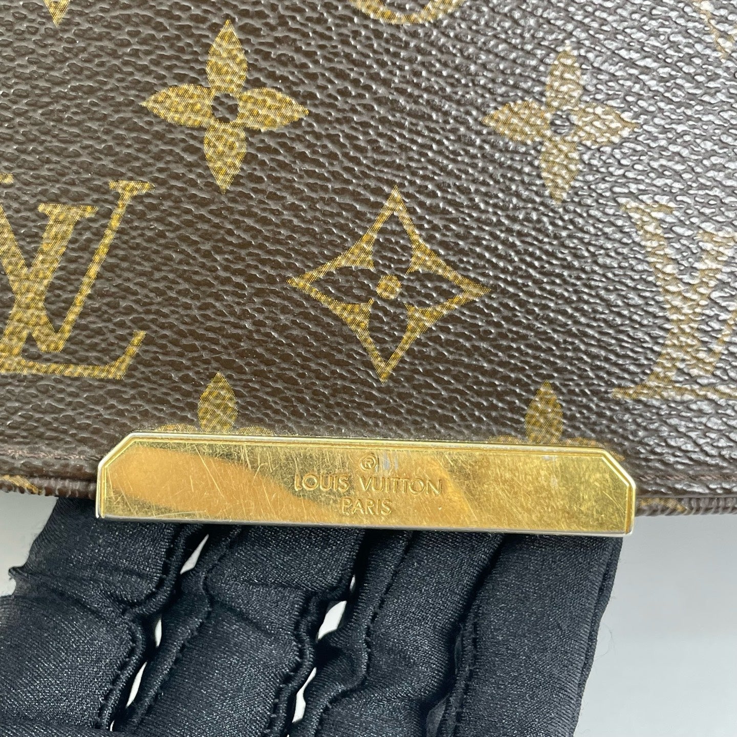 Louis Vuitton Canvas Messenger Bag