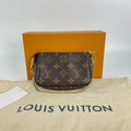 Louis Vuitton Clutch