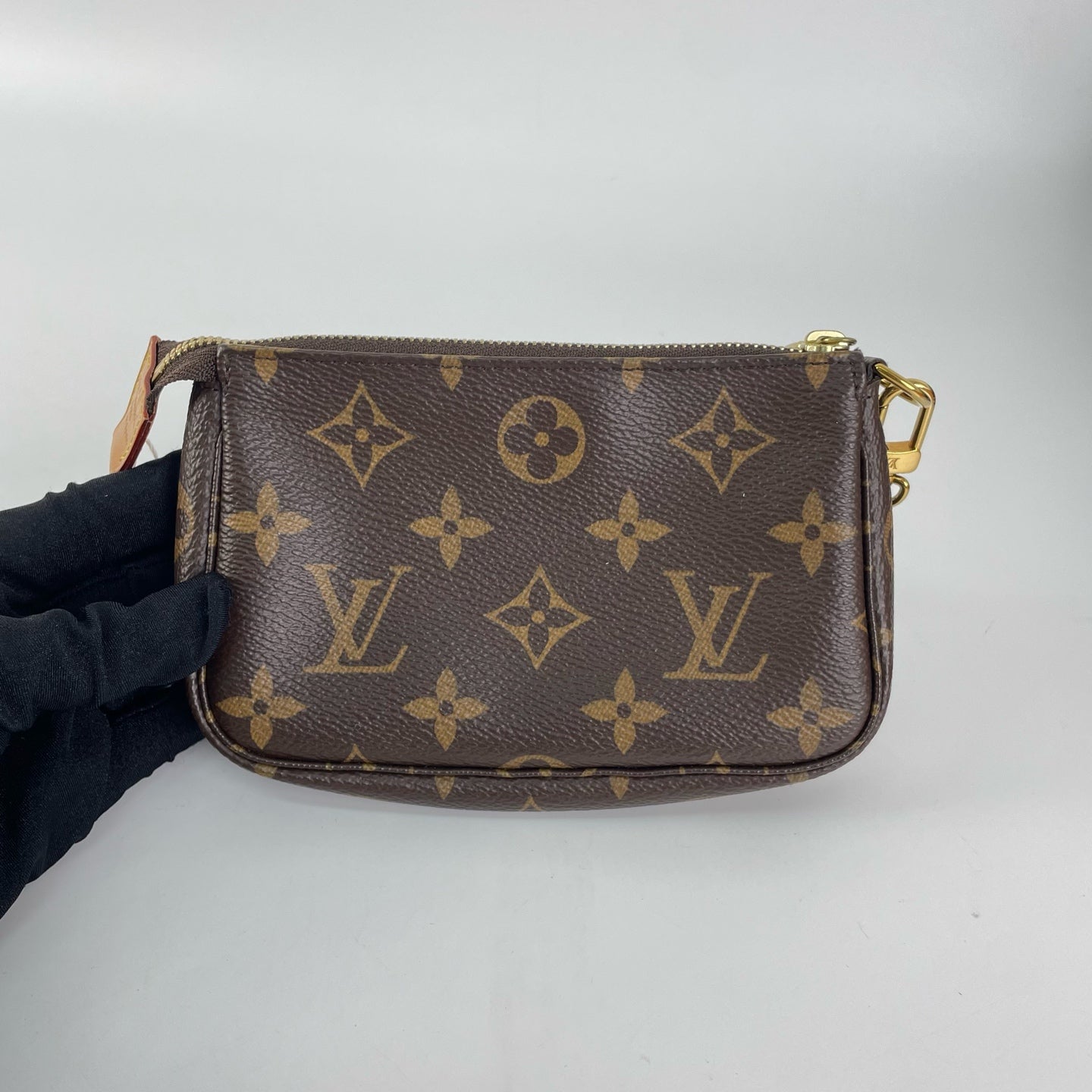 Louis Vuitton Clutch