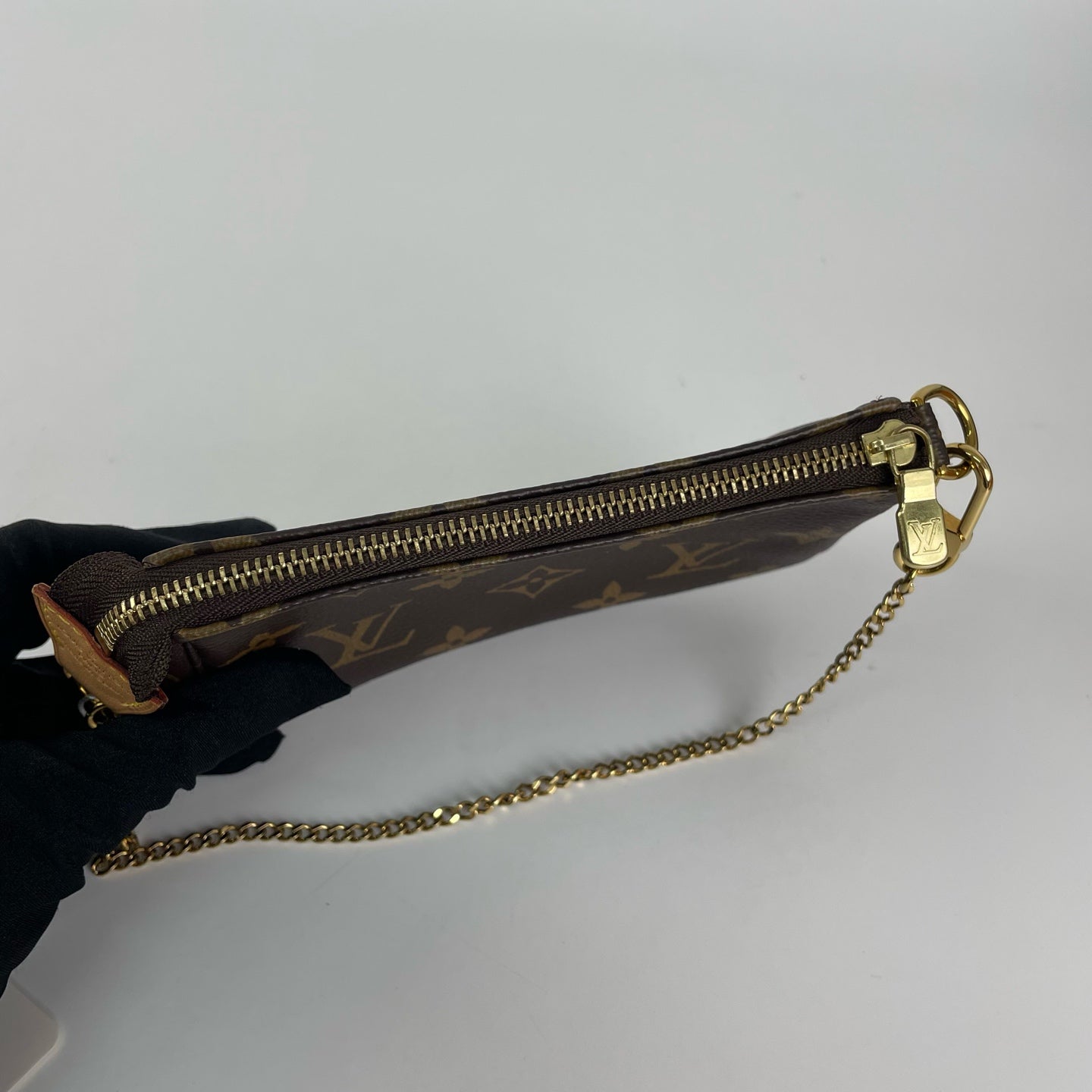 Louis Vuitton Clutch