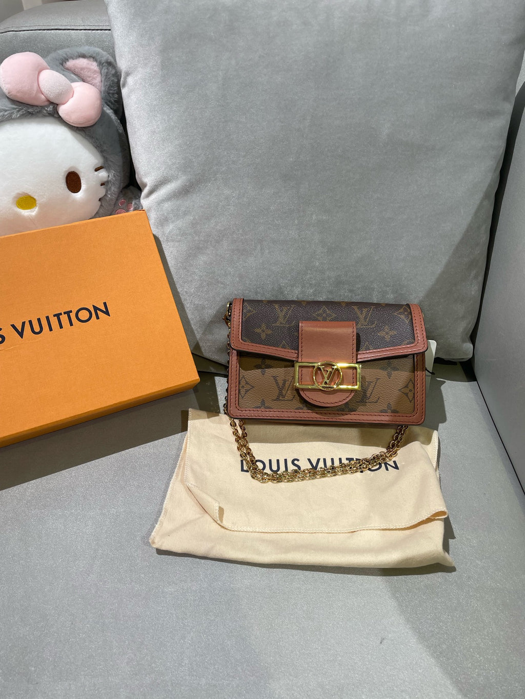 Louis Vuitton Dauphine Crossbody M68746