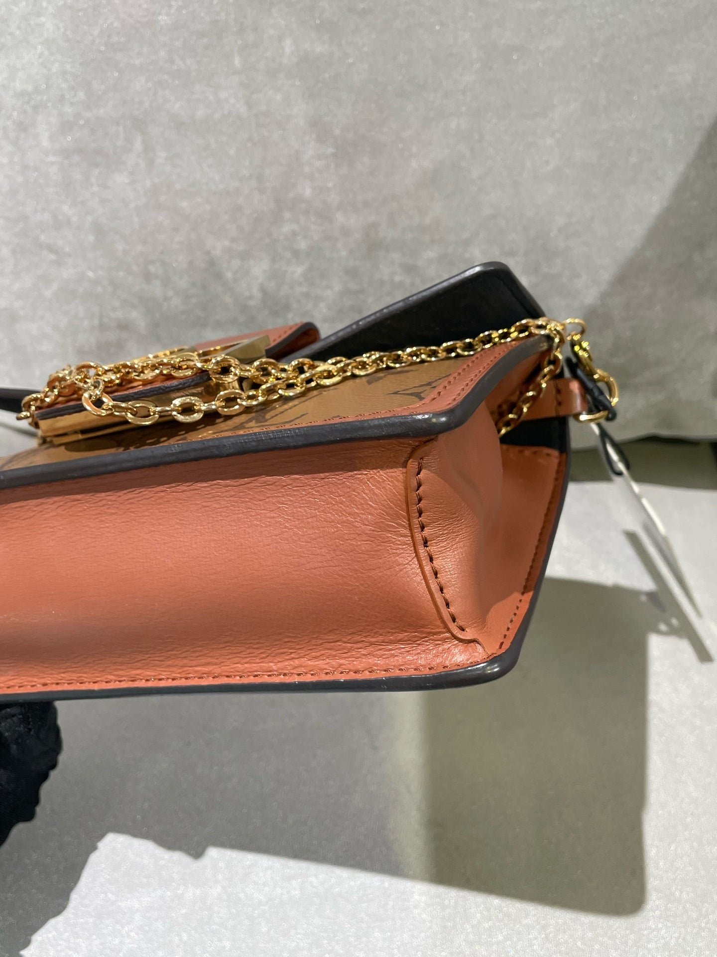 Louis Vuitton Dauphine Crossbody M68746