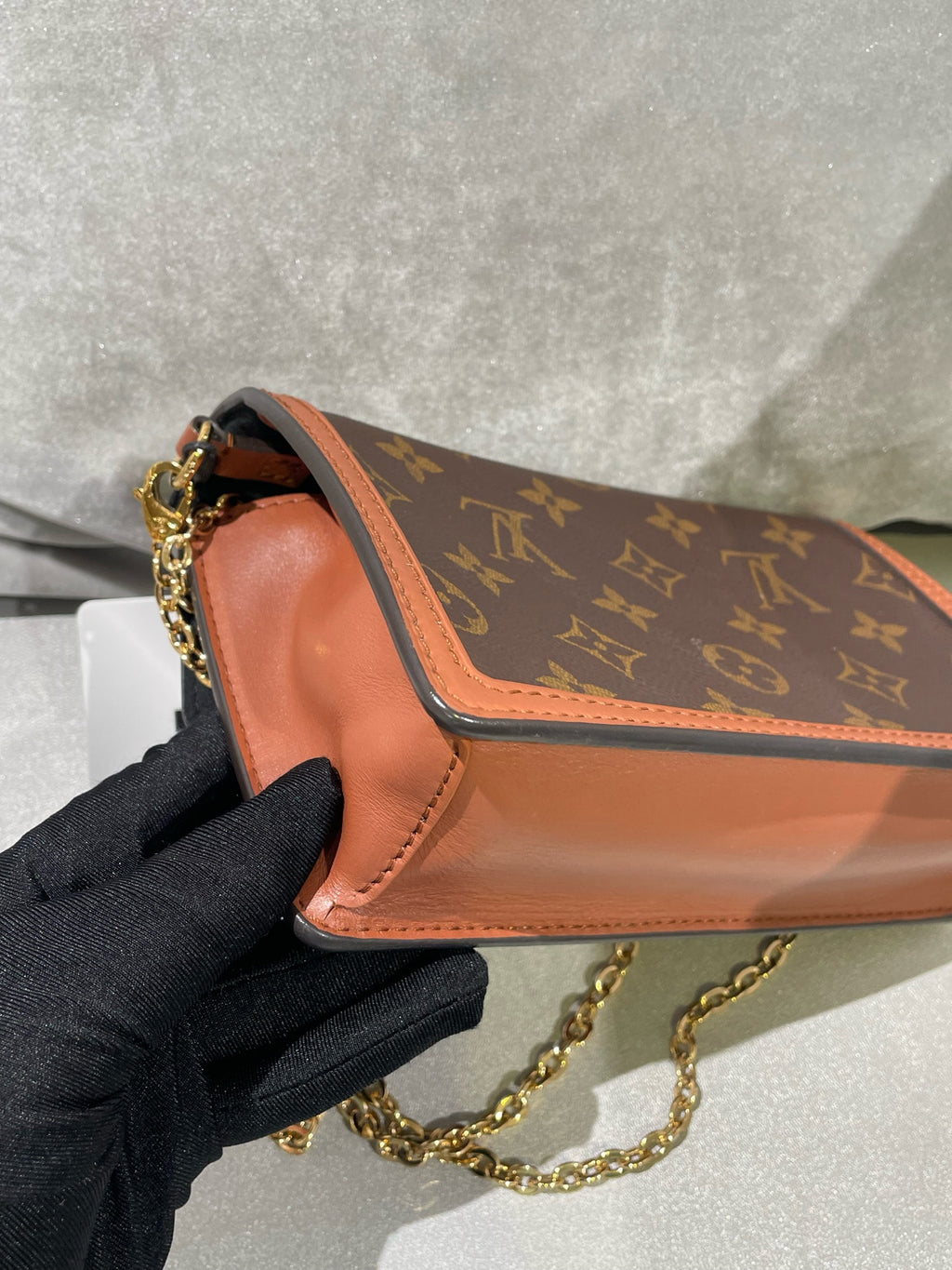 Louis Vuitton Dauphine Crossbody M68746