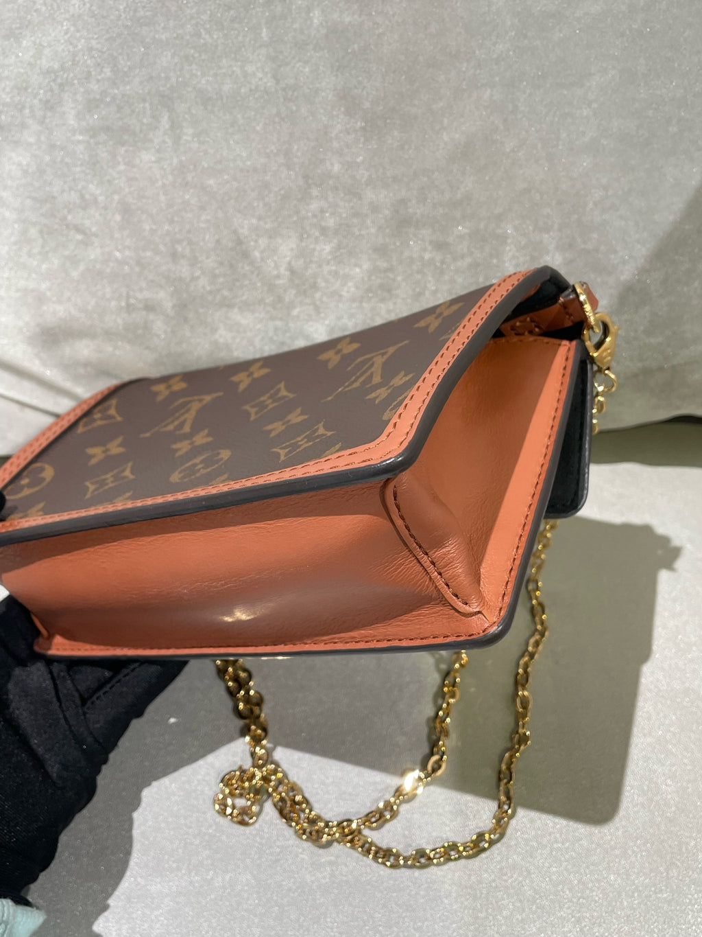 Louis Vuitton Dauphine Crossbody M68746