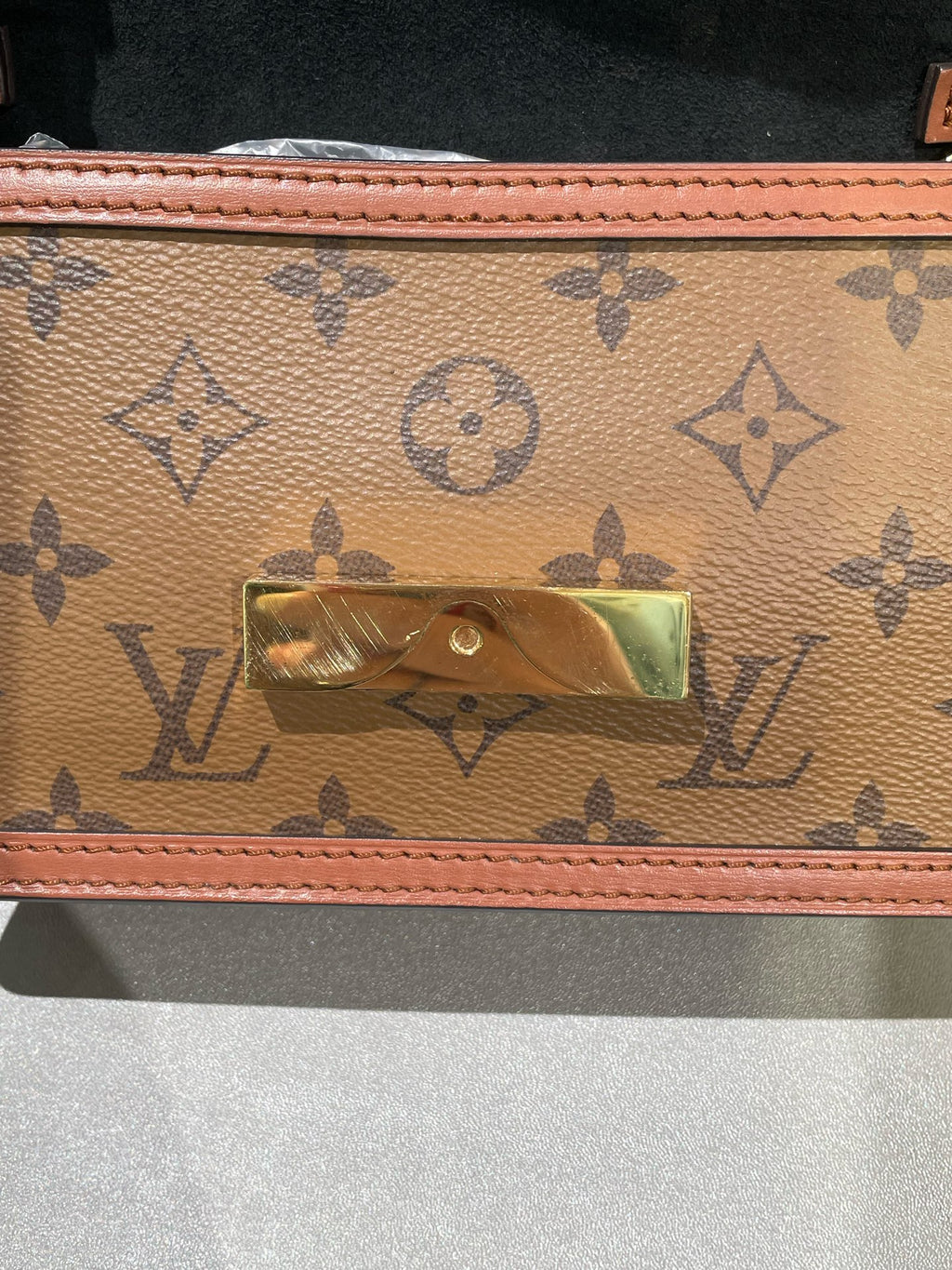 Louis Vuitton Dauphine Crossbody M68746