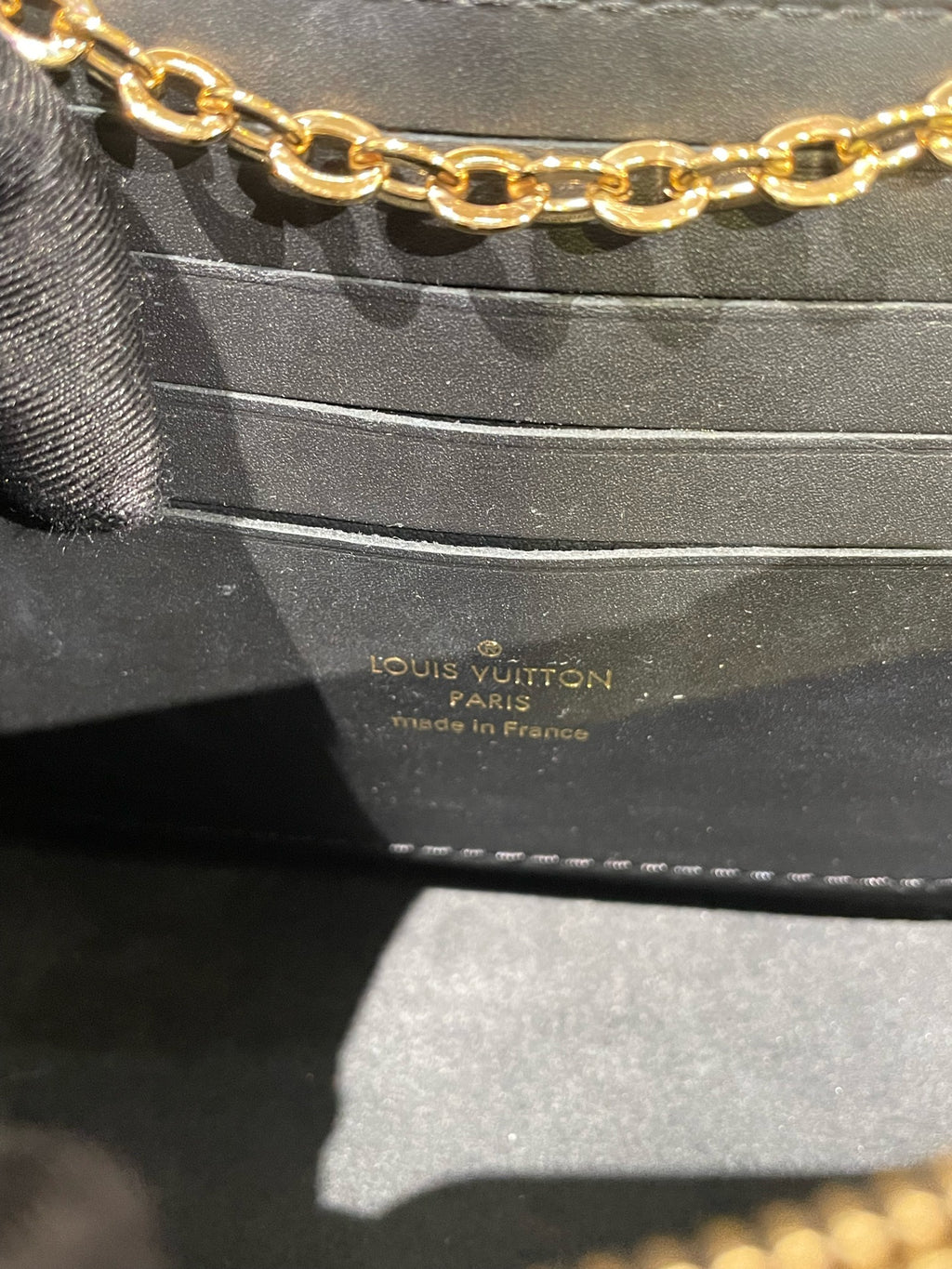 Louis Vuitton Dauphine Crossbody M68746