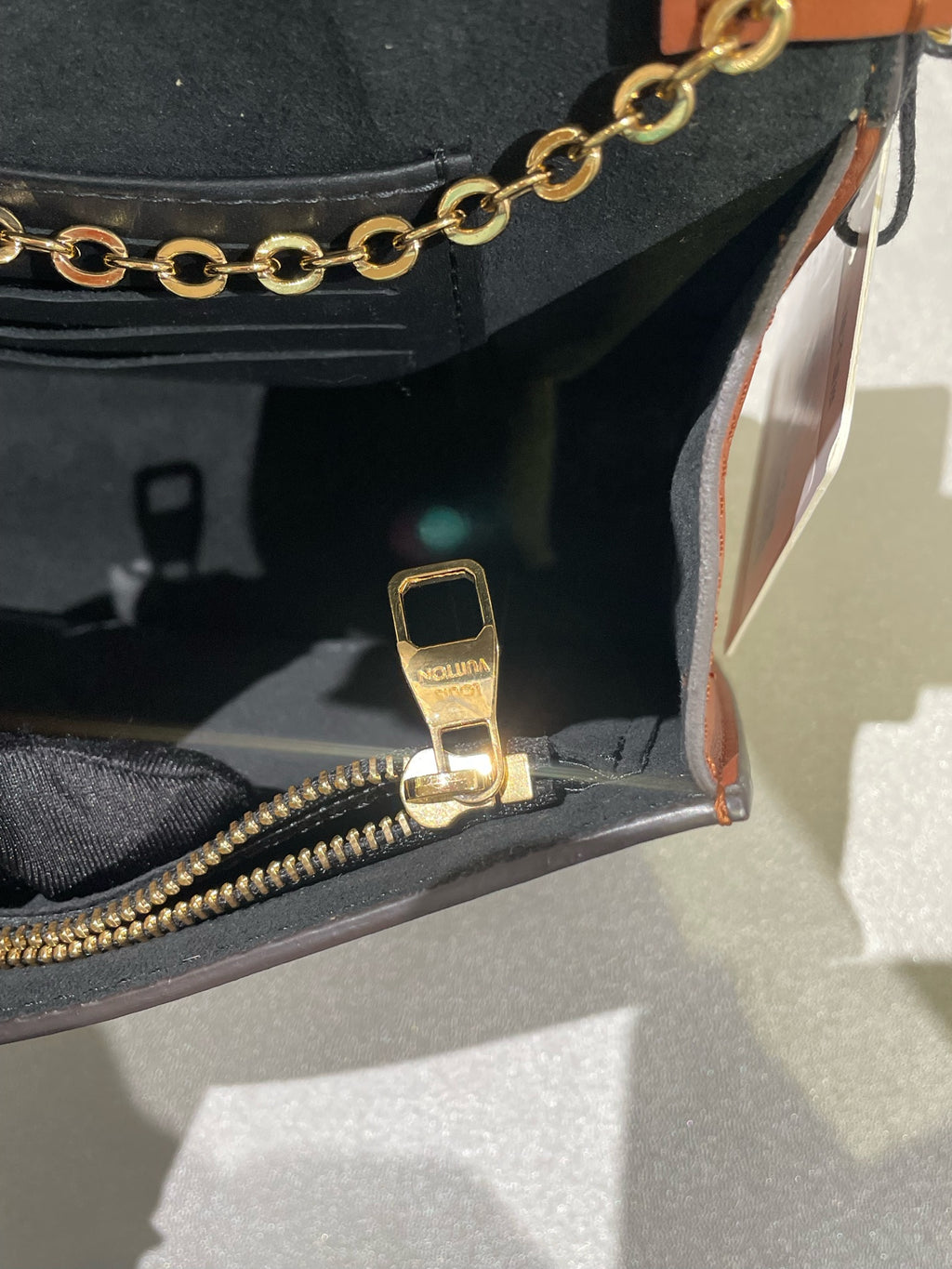 Louis Vuitton Dauphine Crossbody M68746