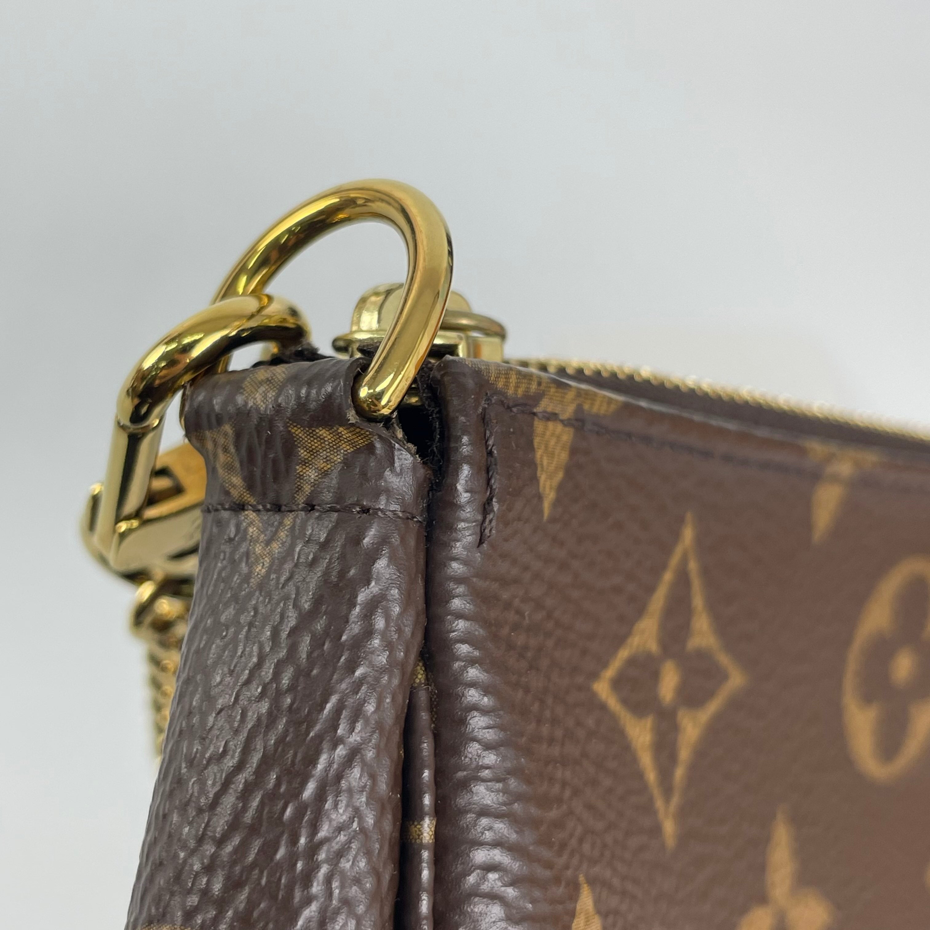 Louis Vuitton Clutch