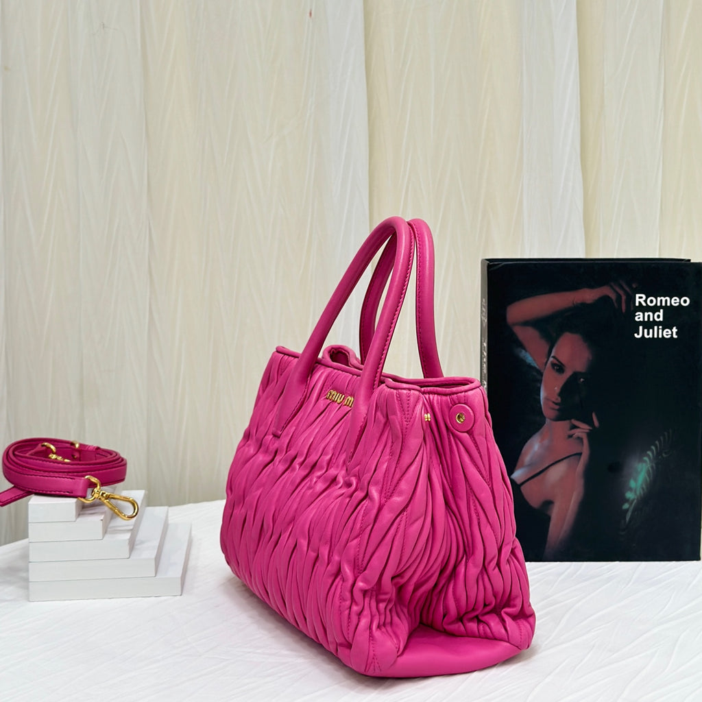 Miu Miu Red Satchel Length 32 x Width 15 x Height 23 cm RN1016-N88-F0029