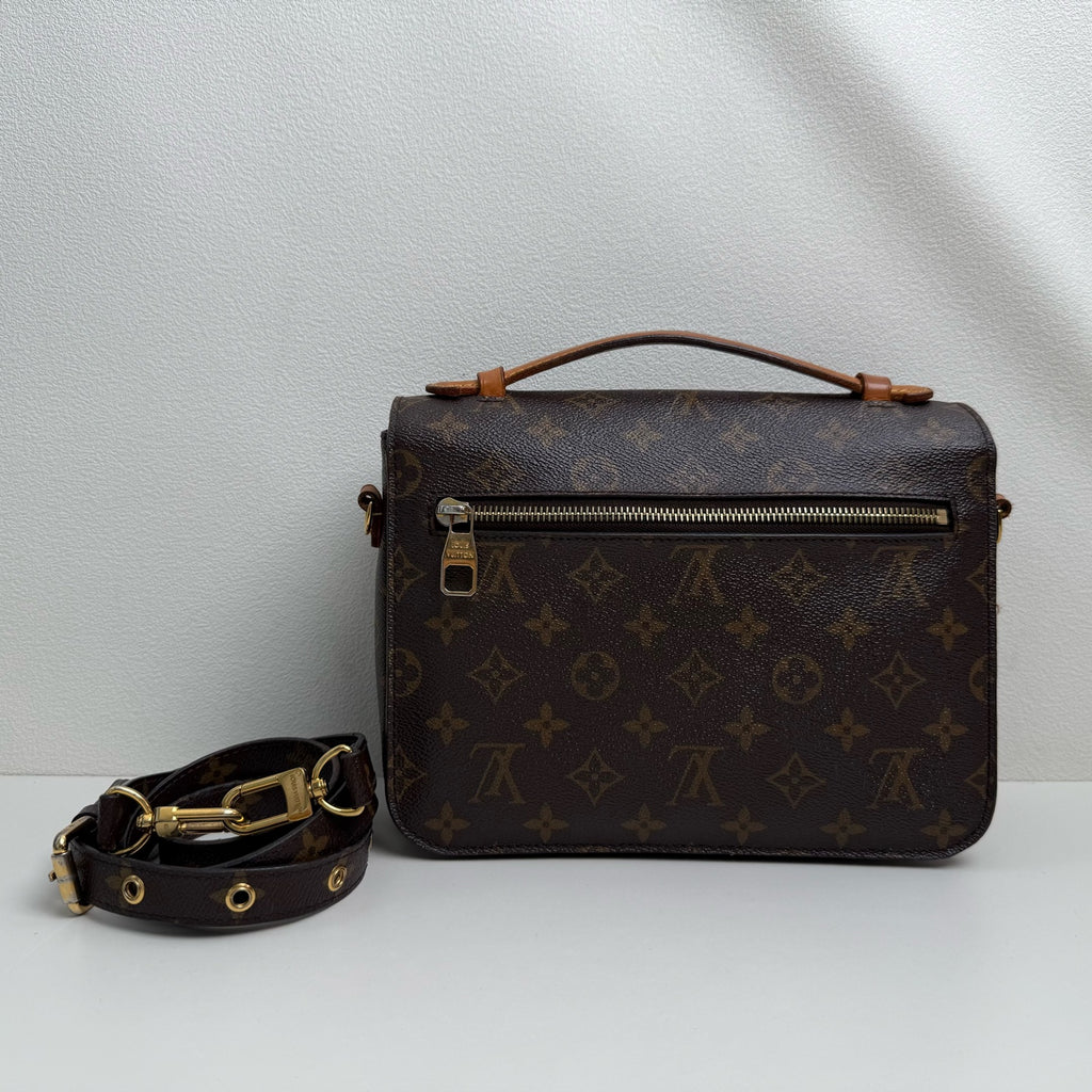 Louis Vuitton Pochette Métis Brown Messenger Bag