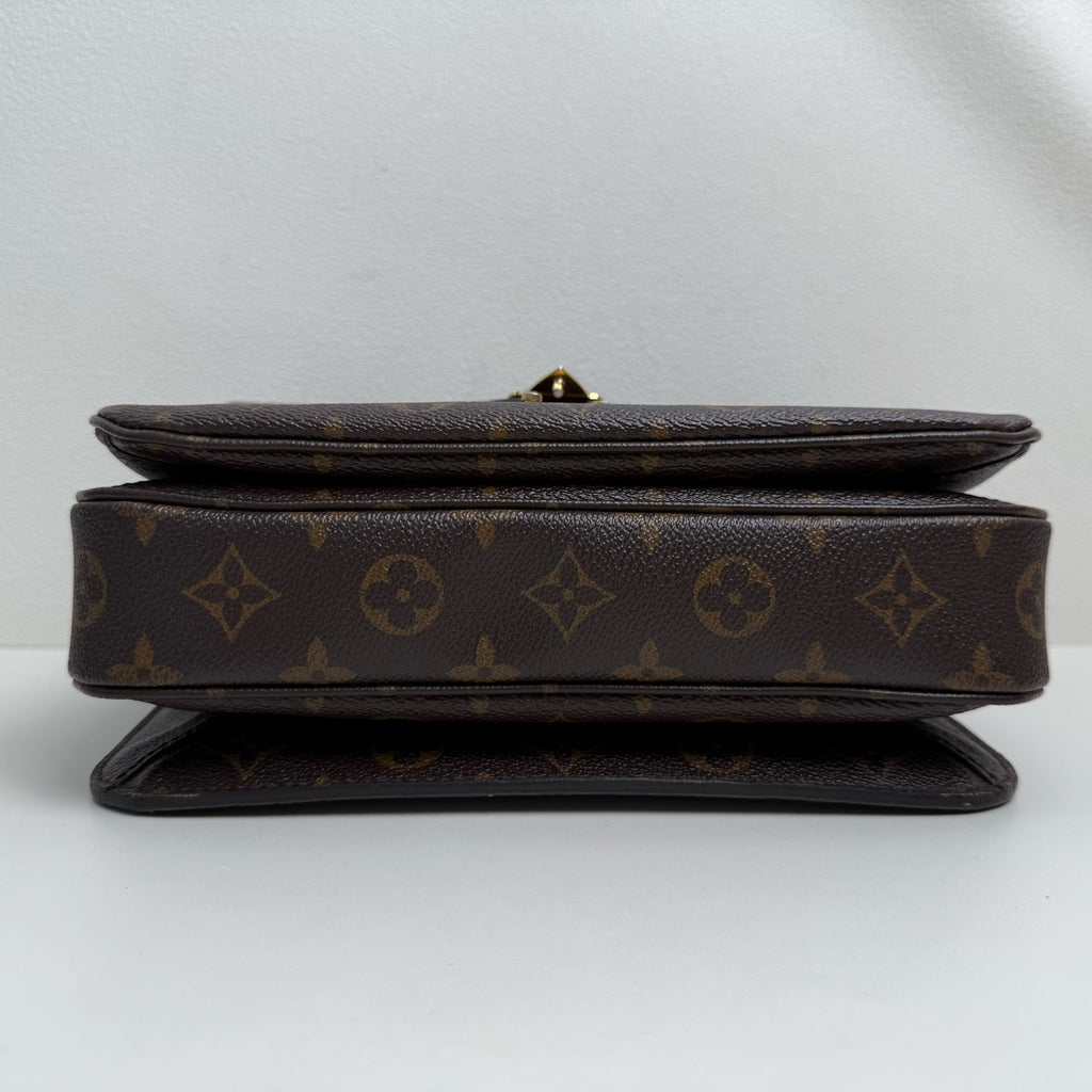Louis Vuitton Pochette Métis Brown Messenger Bag