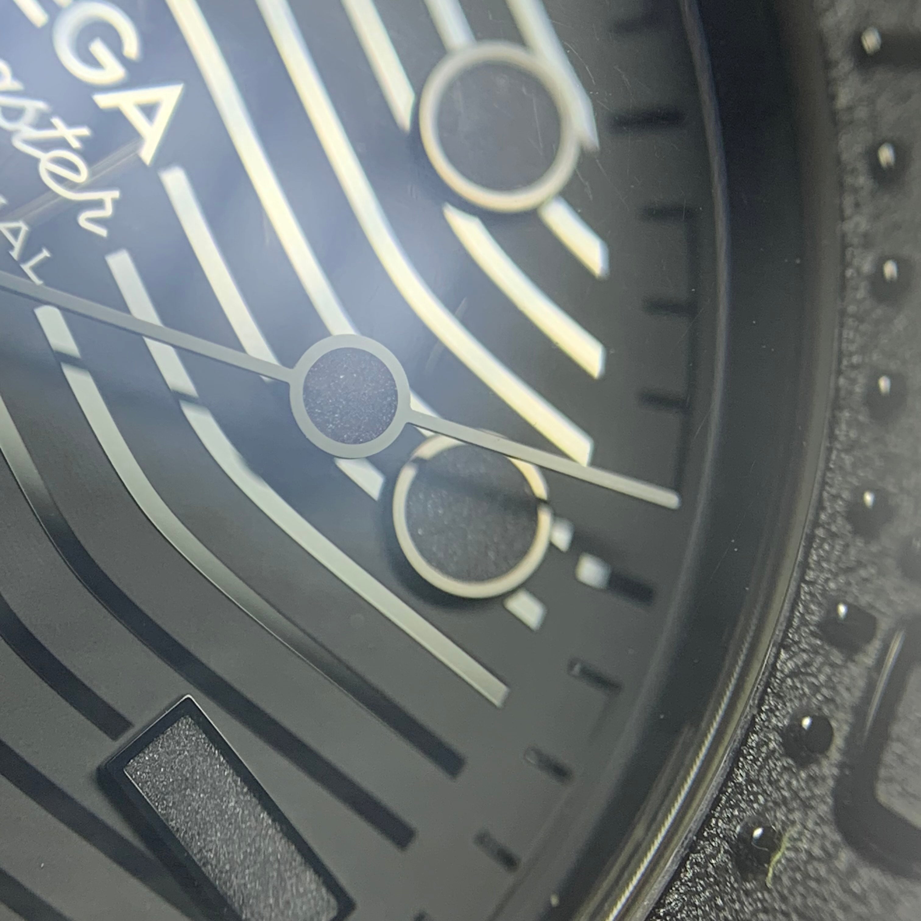 Omega Seahorse Series 43.5 210.92.44.20.01.003