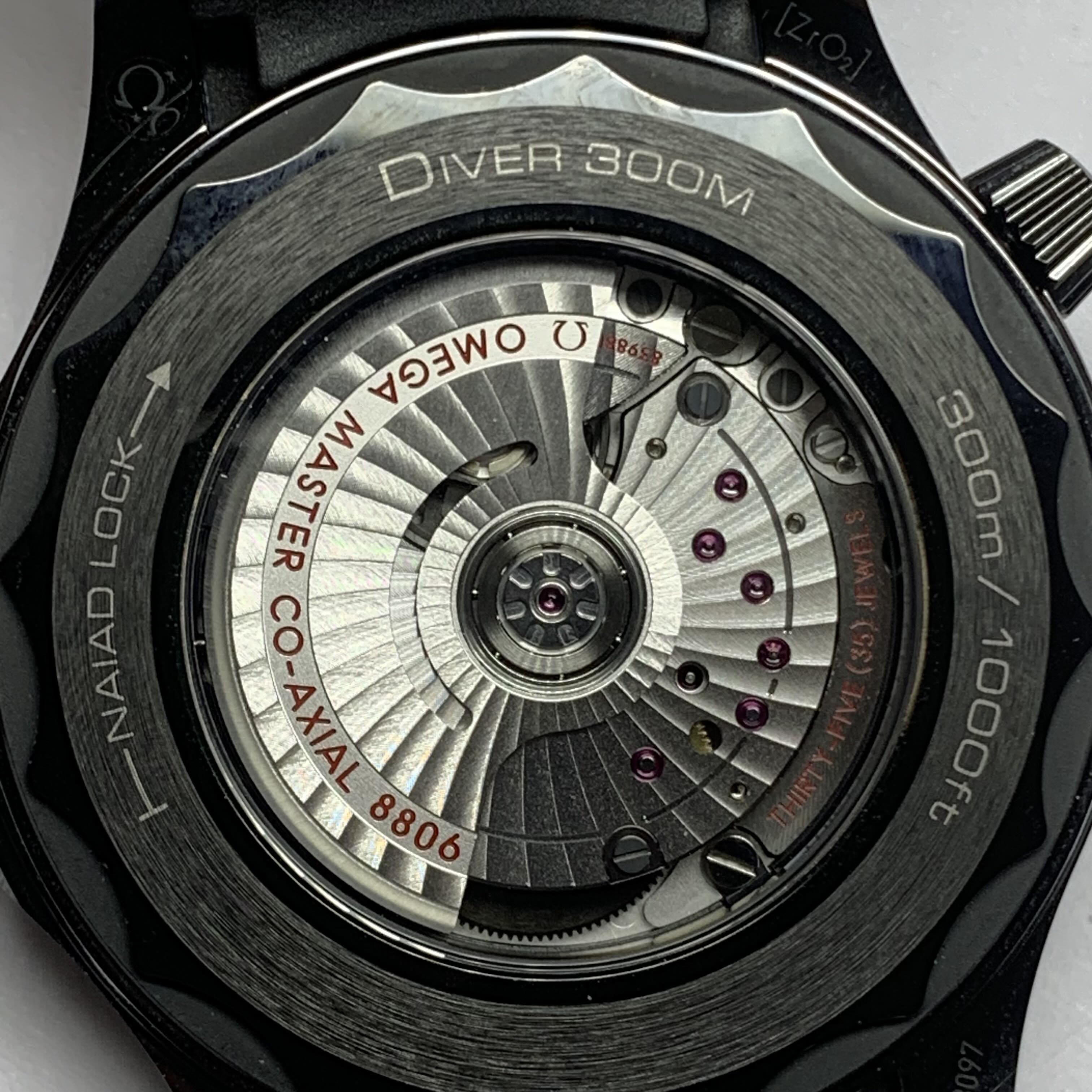 Omega Seahorse Series 43.5 210.92.44.20.01.003