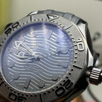 Omega Seahorse Series 43.5 210.92.44.20.01.003