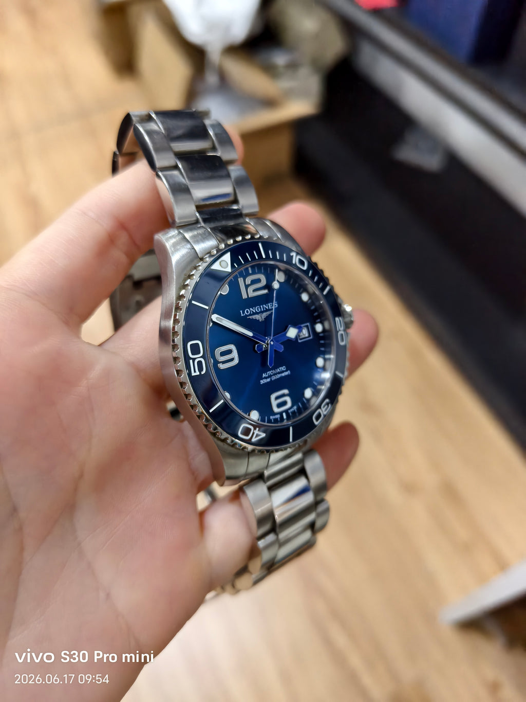 Longines Conquest Diving Series Mechanical watch 43.00mm L3.782.4.96.6
