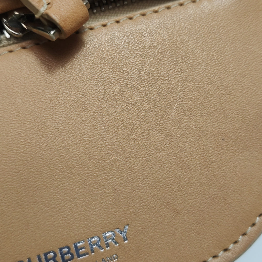 Burberry Crossbody 80351411