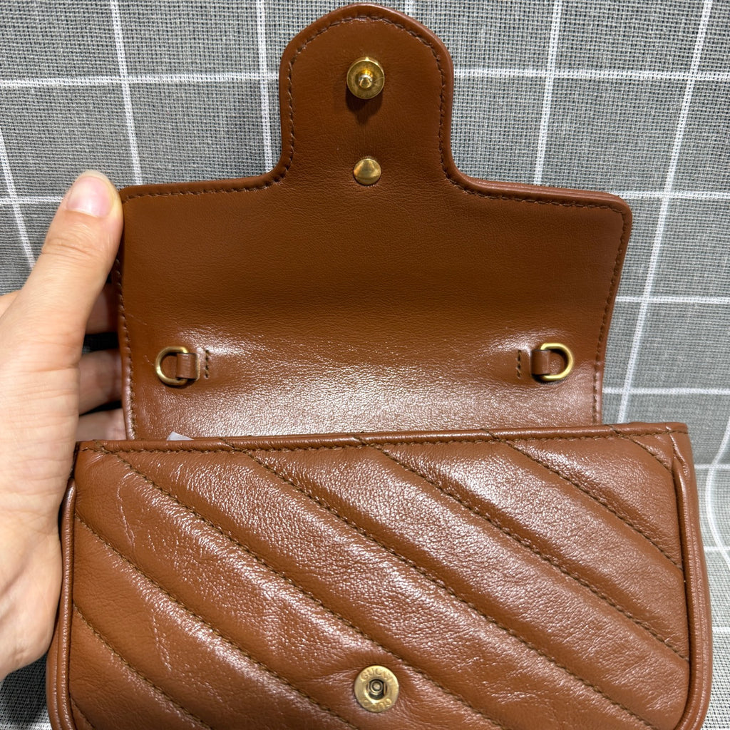Gucci 4764330OLFT2535