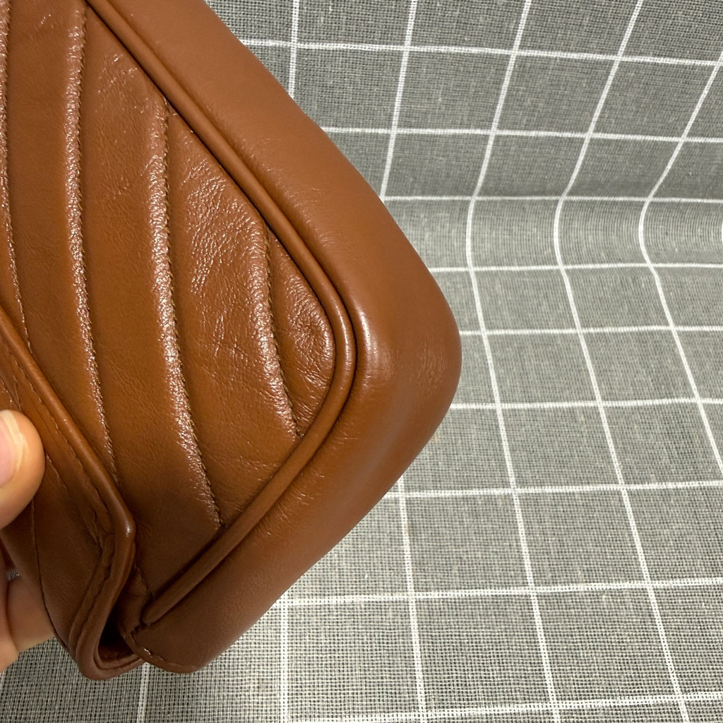 Gucci 4764330OLFT2535