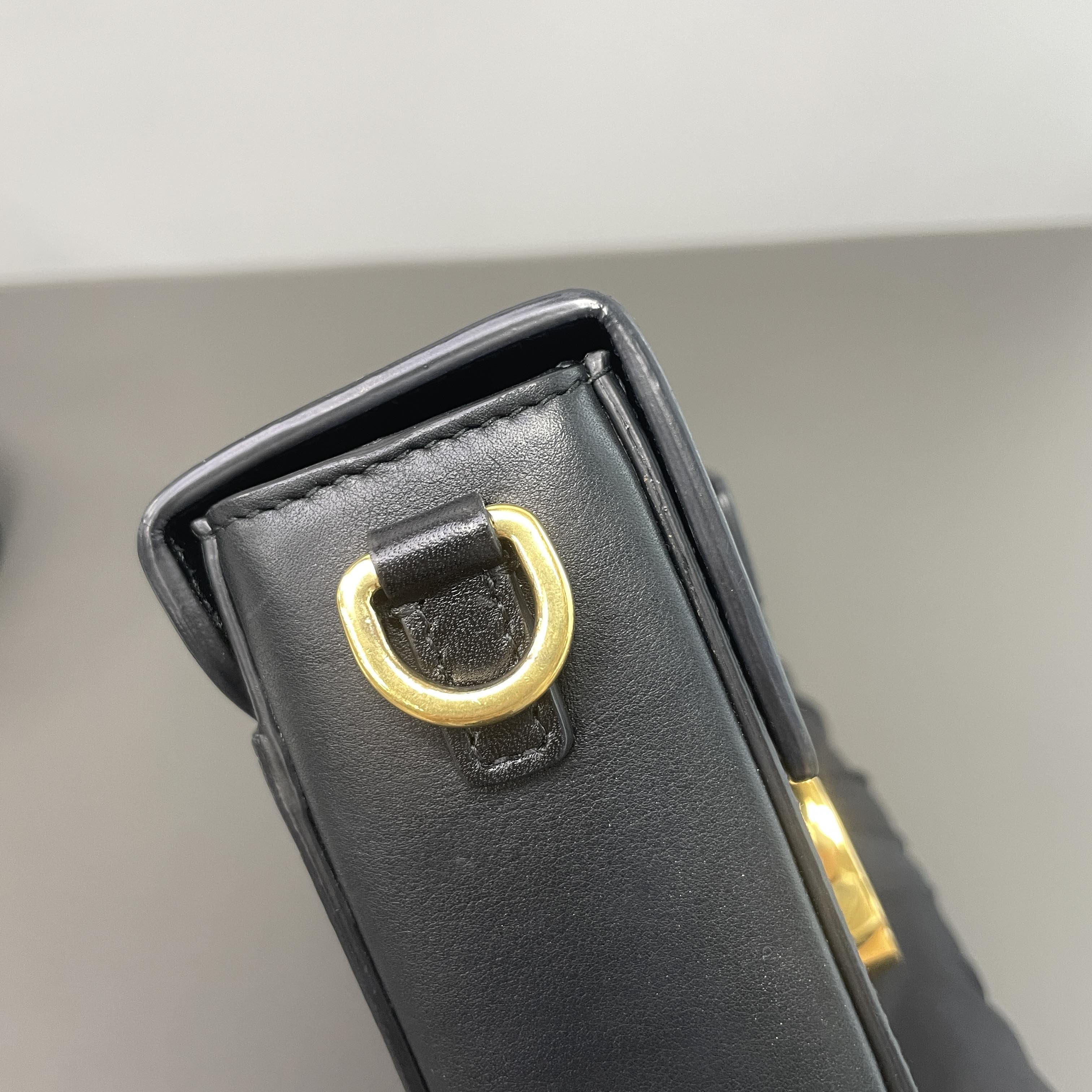 Dior Metal Black