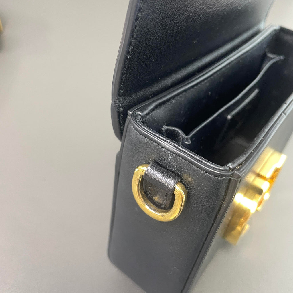 Dior Metal Black