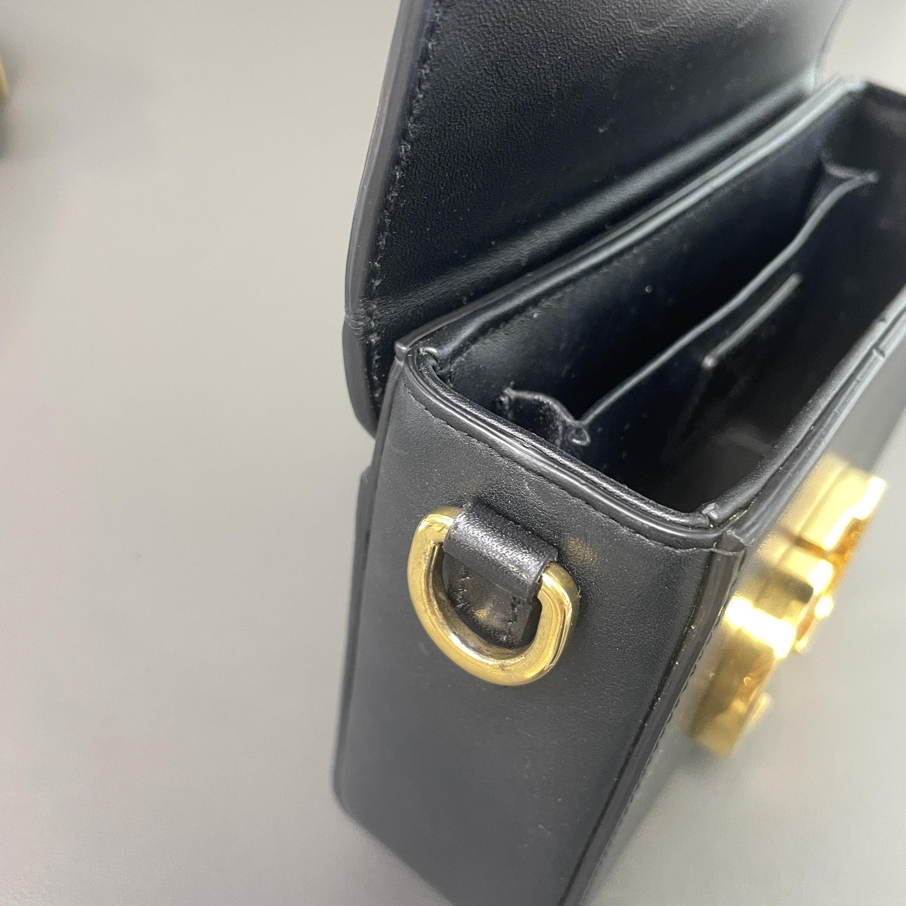 Dior Metal Black