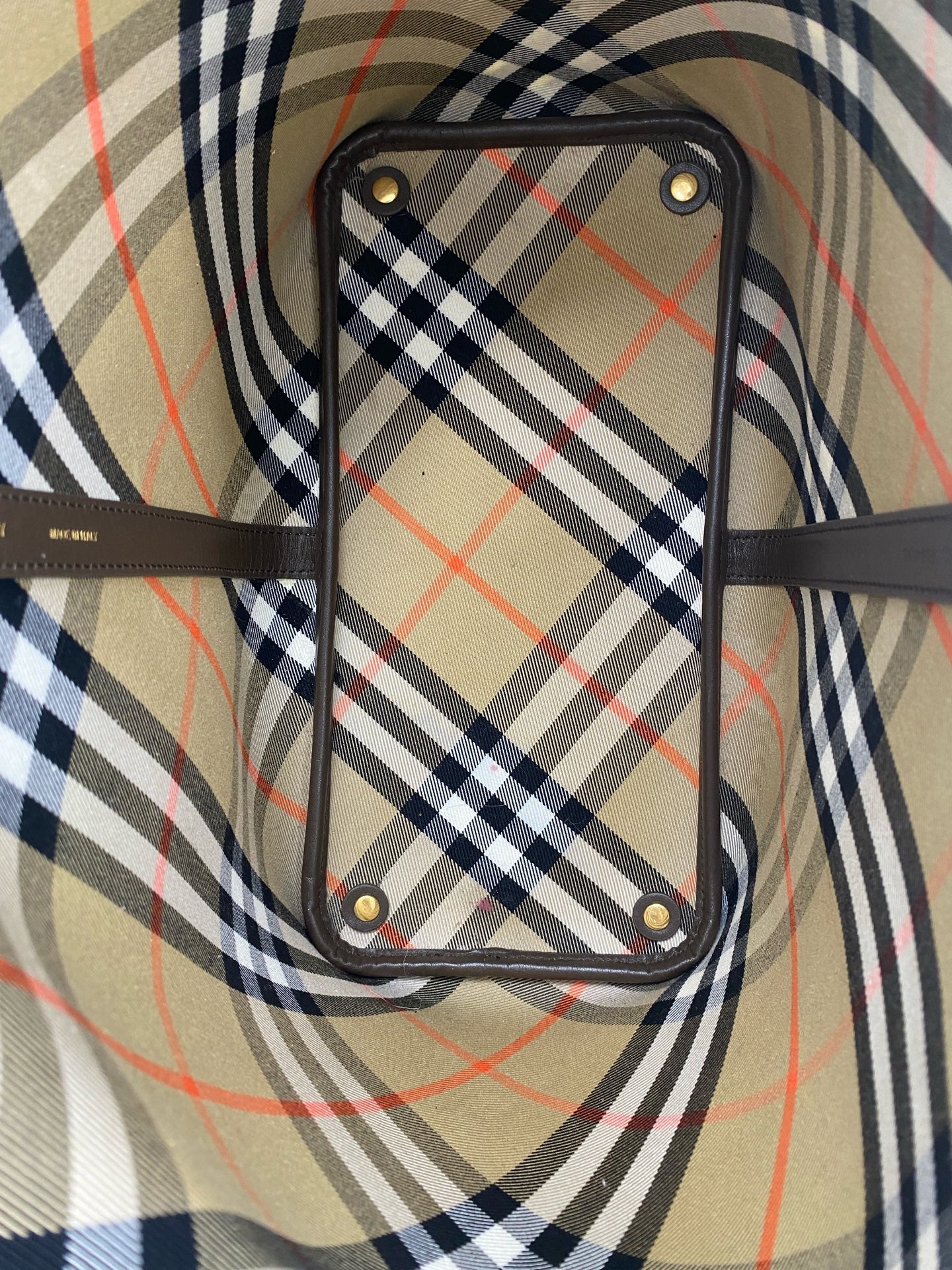 Burberry Tote