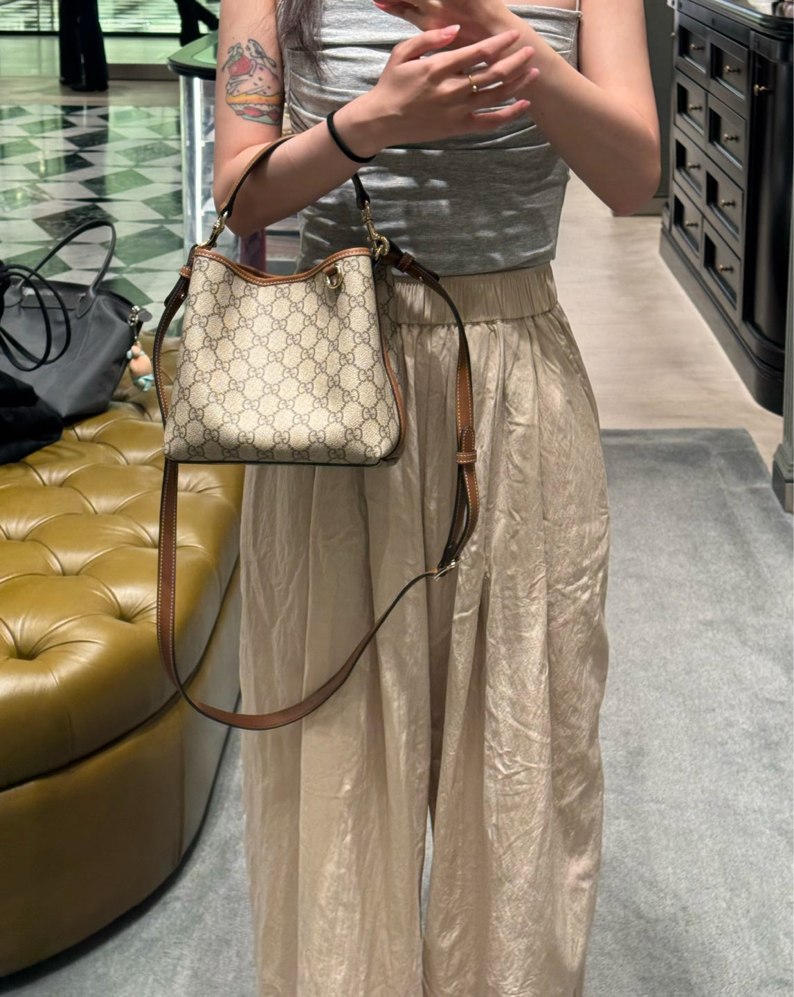 Gucci [New] GG Emblem Series Mini Shoulder Bag Bucket & Drawstring Bag 815118FAD6L9741