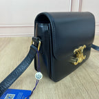 Celine Black CONF.188423BF4.38NO
