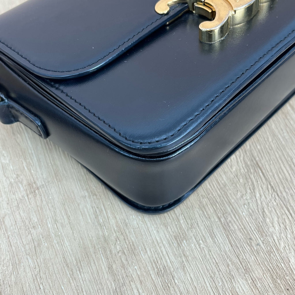 Celine Black CONF.188423BF4.38NO