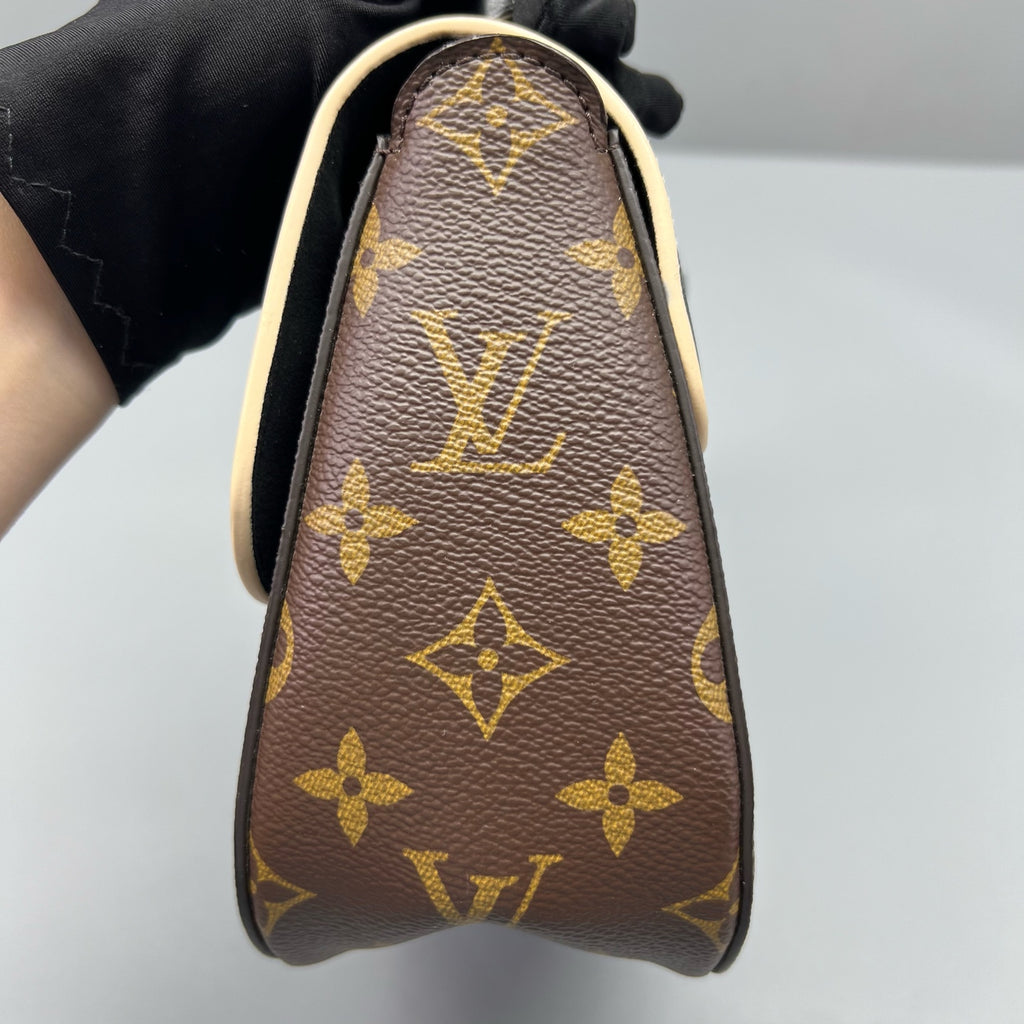 Louis Vuitton Saddle Bag