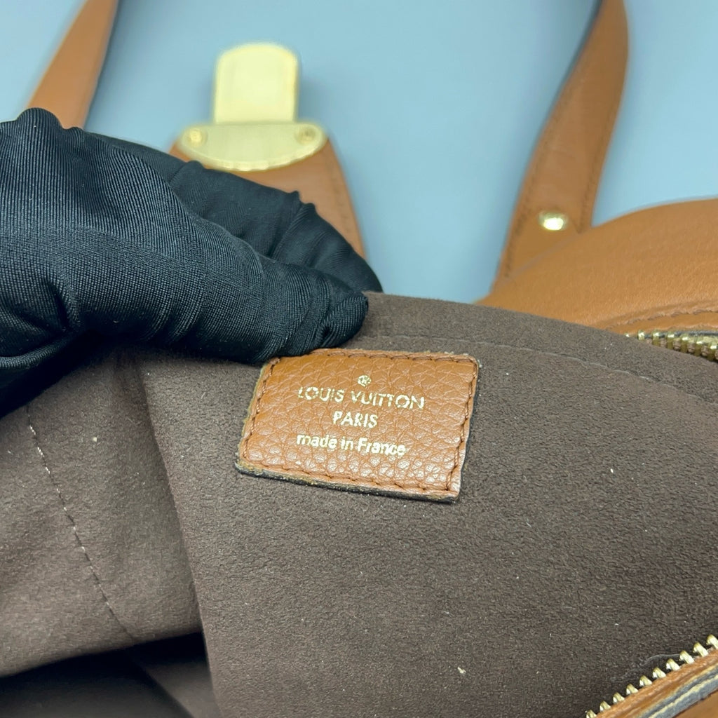 Louis Vuitton Shoulder Bag