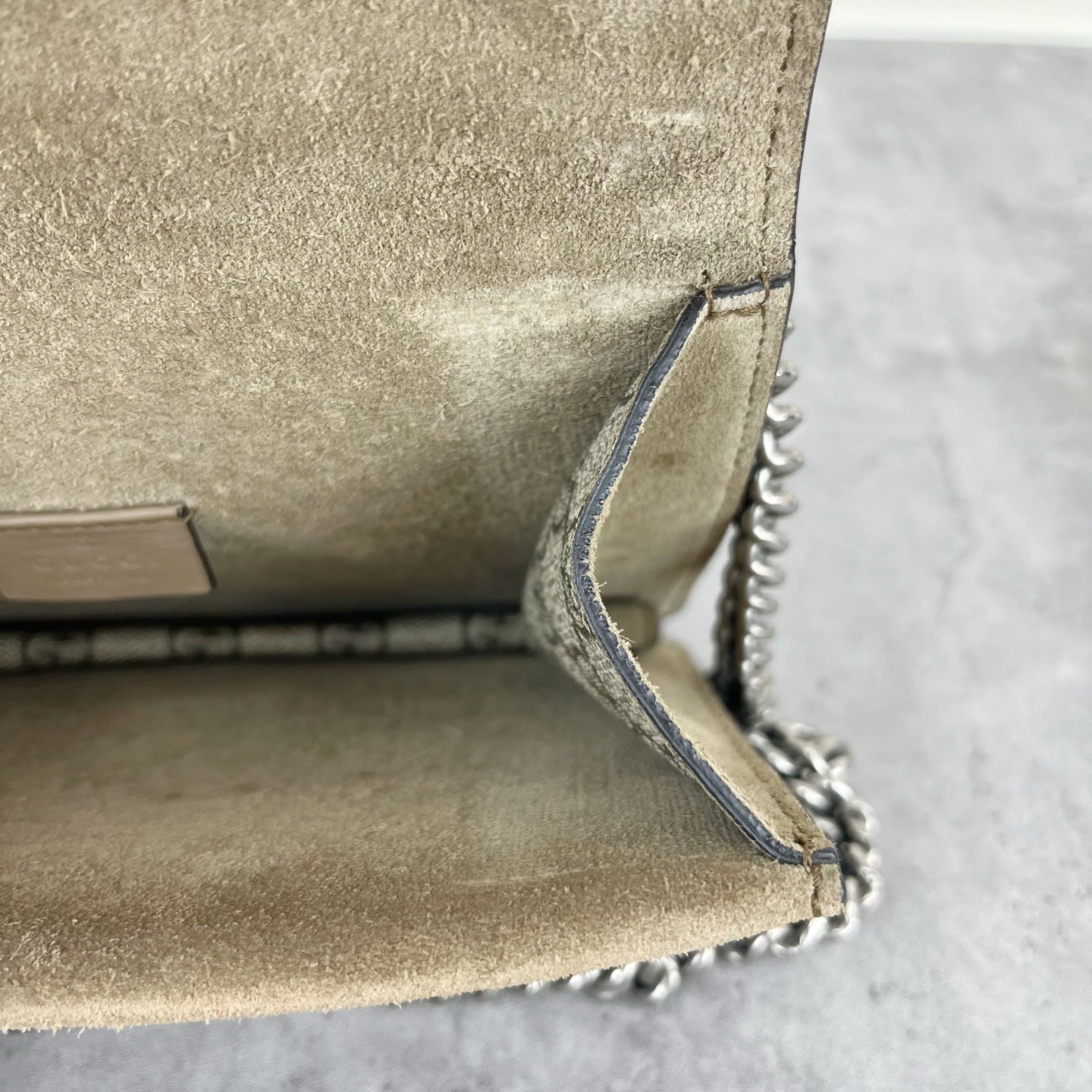 Gucci Dionysus Collection 421970 KHNRN 8642