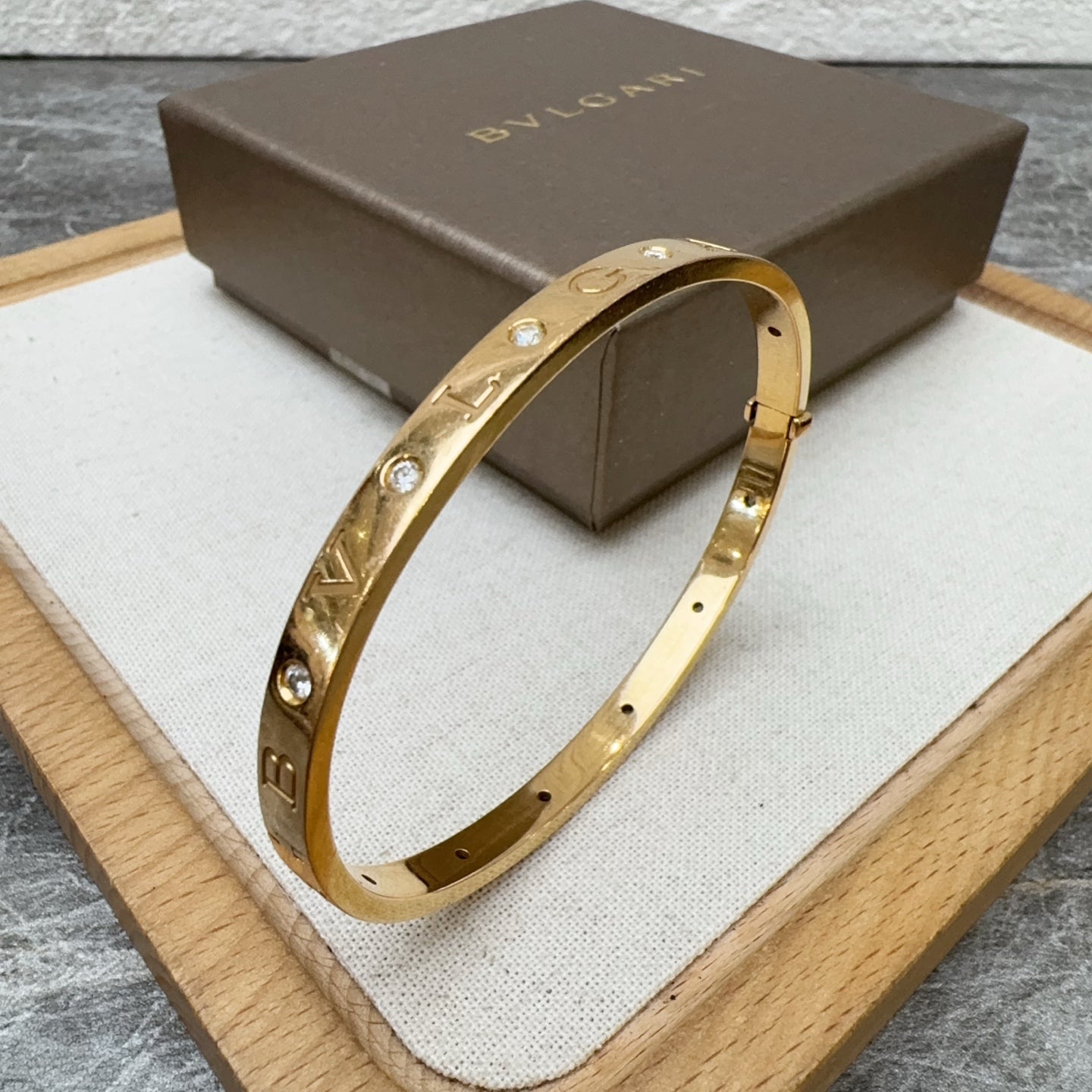 Bvlgari Rose gold Bangle