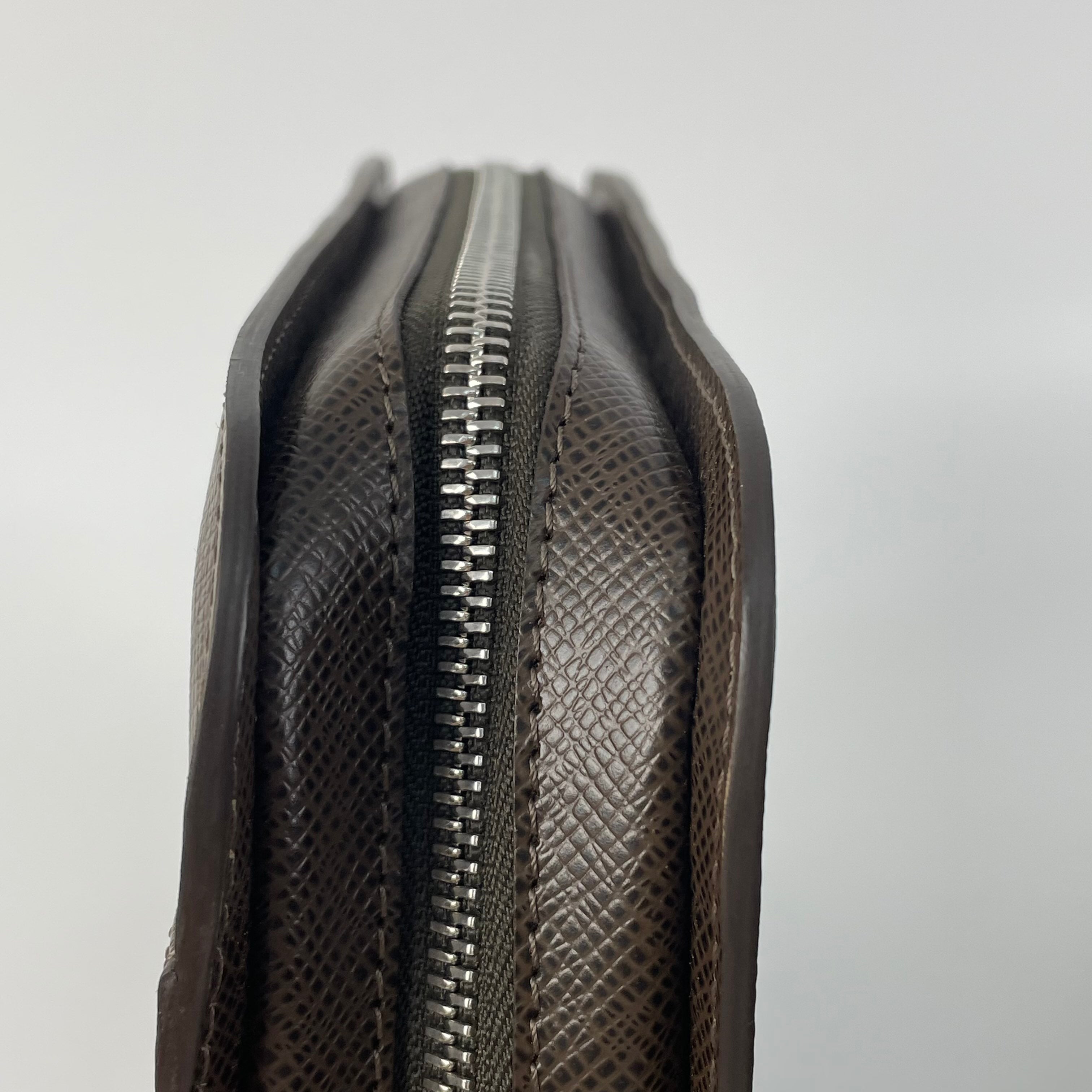 Louis Vuitton Clutch