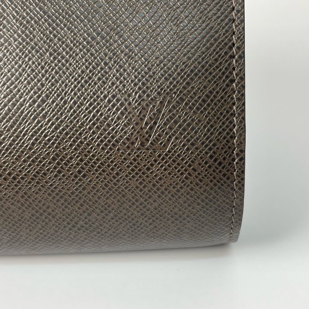 Louis Vuitton Clutch