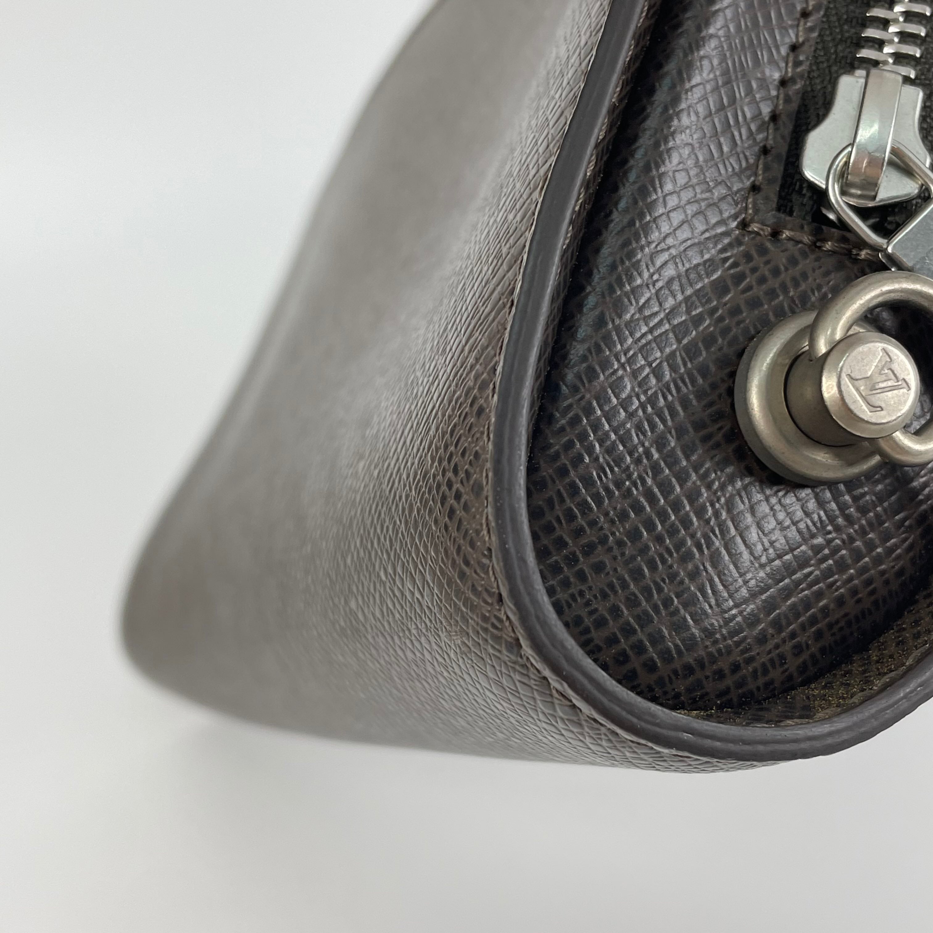 Louis Vuitton Clutch