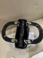 Dior 17 x 15 x 7 centimeters M0505OVRBM900