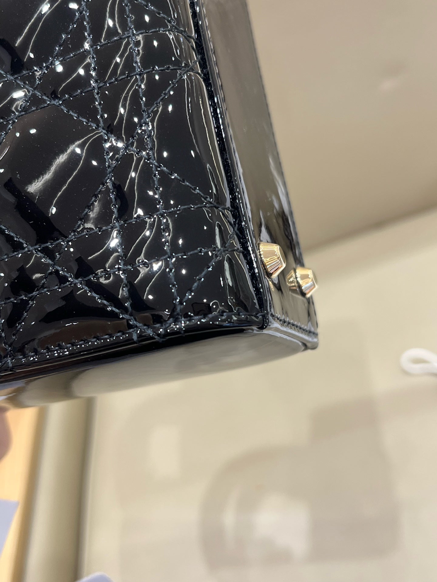 Dior 17 x 15 x 7 centimeters M0505OVRBM900