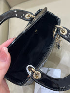 Dior 17 x 15 x 7 centimeters M0505OVRBM900