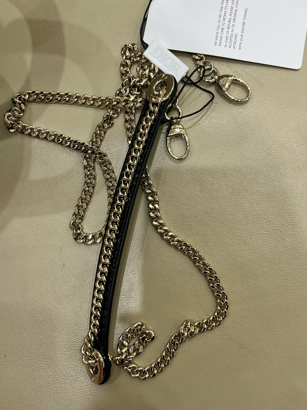 Dior 17 x 15 x 7 centimeters M0505OVRBM900