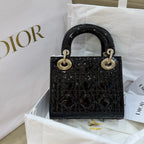 Dior 17 x 15 x 7 centimeters M0505OVRBM900